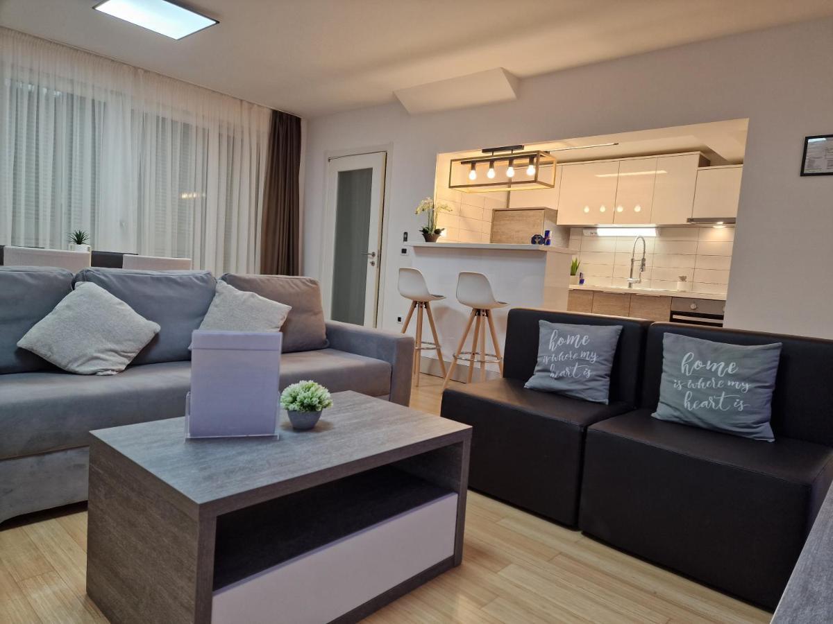 Residence-Apartment-Giuliano-Punta Skala, Petrcane Eksteriør bilde