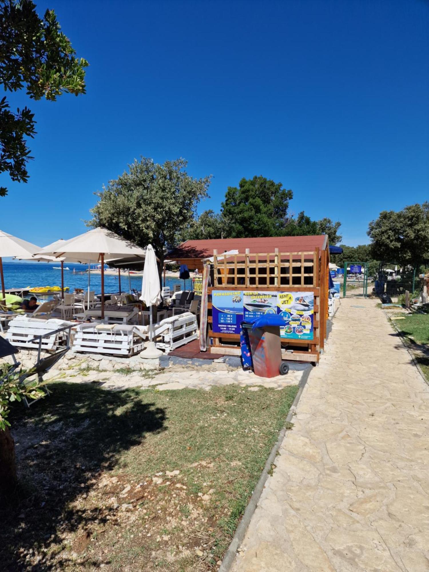 Residence-Apartment-Giuliano-Punta Skala, Petrcane Eksteriør bilde